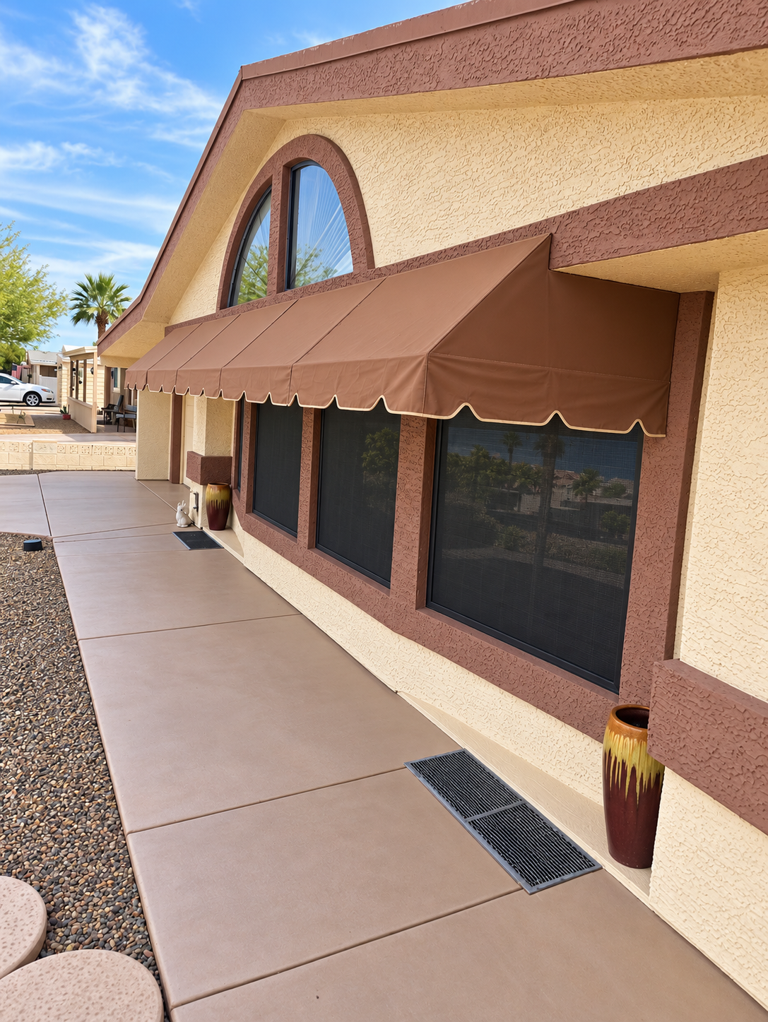 Restored sunscreens on a Sun Lakes commercial property